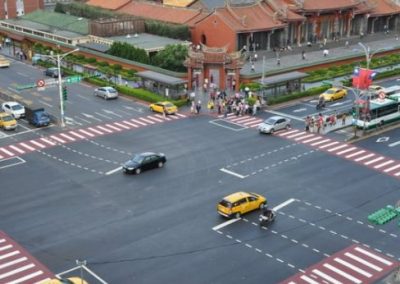 行天宮斑馬線、路線漆 -煜盛 YHC 路線漆及熱拌標線製造商