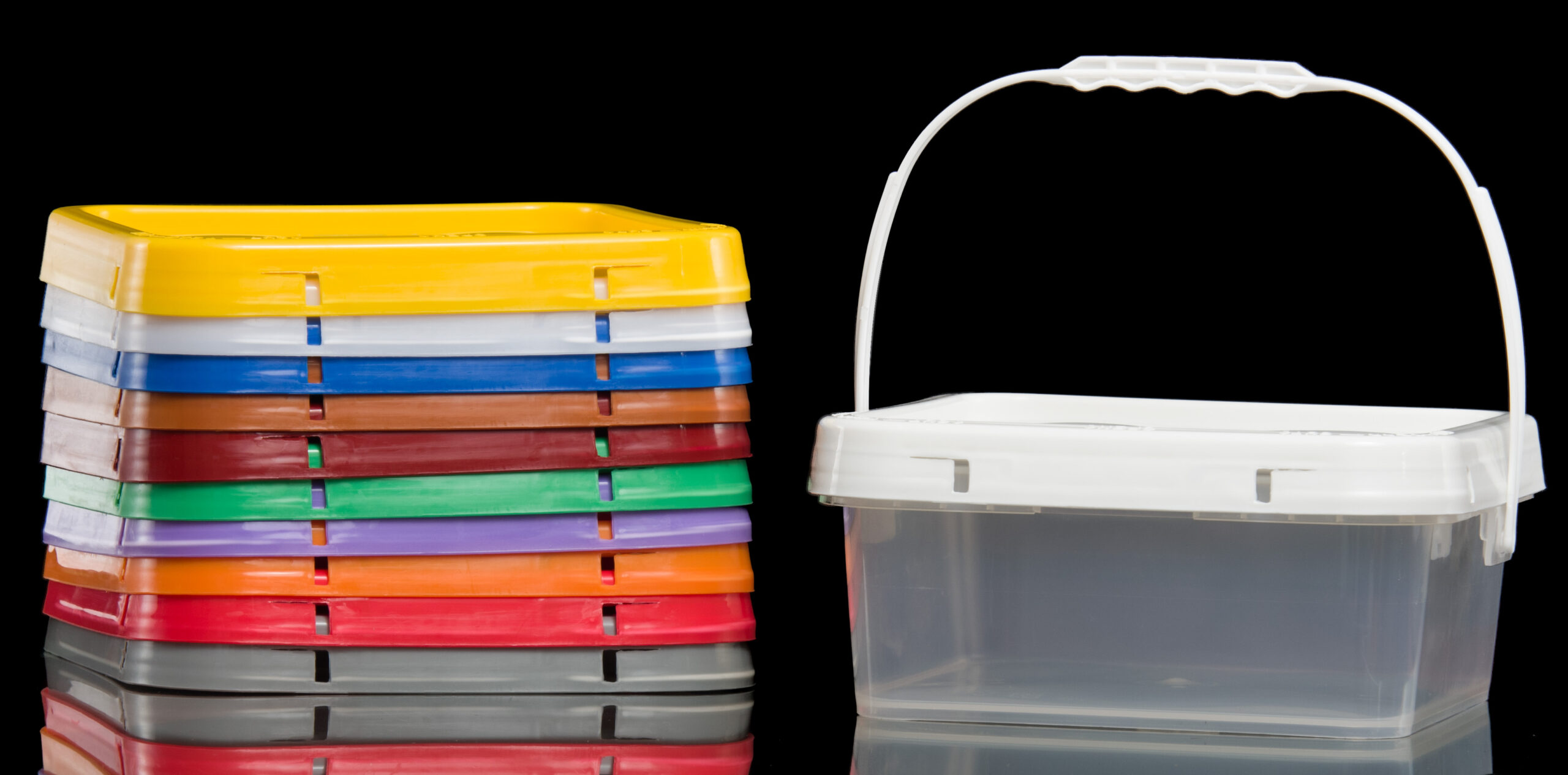 square plastic bucket